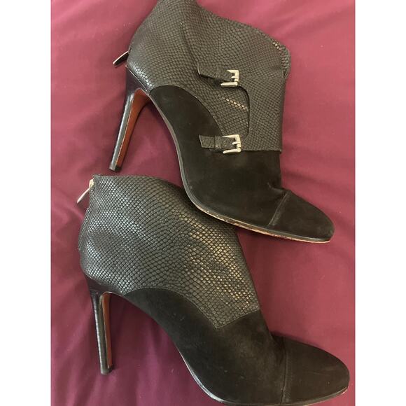 COACH Tina Ankle Boots in Black Size 10 Shoe Bootie BUCKLE BIKER HIGH HEEL - Picture 3 of 9